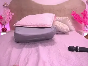 Chaturbate Live Sex Cam of sarak_