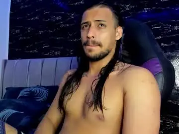 Chaturbate Live Sex Cam of thomas__wayne