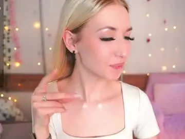 Chaturbate Watch Live Sex Cams of machellehollenback