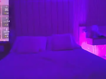 Chaturbate Live Sex Cam of alessia_moon1
