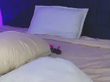 Chaturbate Watch Live Sex Cams of hollycute_cf