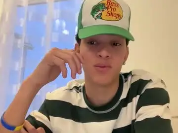 Chaturbate Free Porn Cam of sbouchikh03