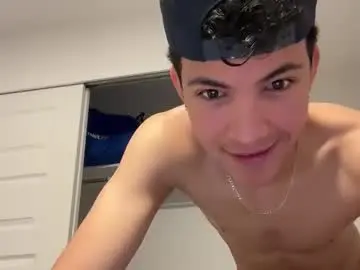 Chaturbate Best live sex cam show of sbouchikh03