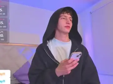 Chaturbate Watch Live Sex Cams of aron_tay