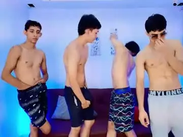 Chaturbate Sex Chat of chillbicrew