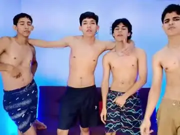 Chaturbate Live Sex Cam of chillbicrew