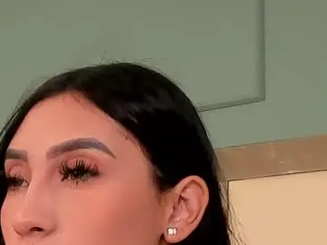 Chaturbate Watch Live Sex Cams of emma_smmith_