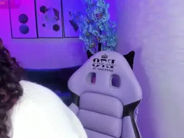 Chaturbate Free Porn Cam of theia_moon_