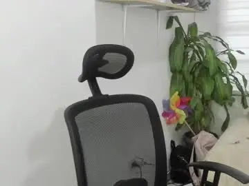 Chaturbate Sex Cam of zoe_roze_17