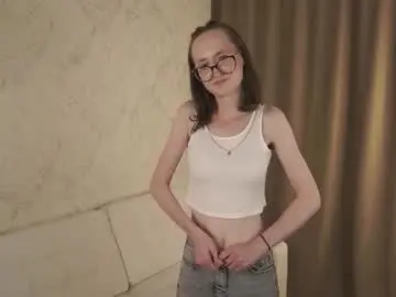 Chaturbate Live Sex Cam of claudiehillanbrand
