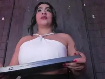 Chaturbate Live Porn of carolinaarias_
