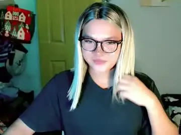 Chaturbate Adult Video Chat of krezikeed