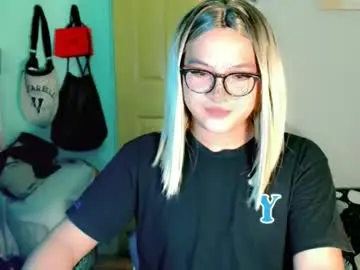 Chaturbate Adult Video Chat of krezikeed