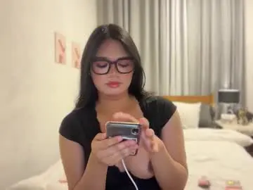 Chaturbate Live Sex Cam of wildsavagelucy