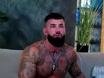 Chaturbate Live Sex Cam of masterkingofmuscle