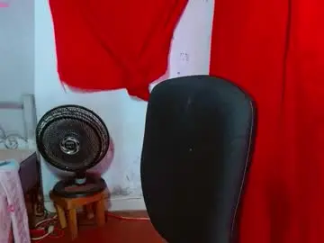 Chaturbate Sex Cam of squirt_dirty_anal