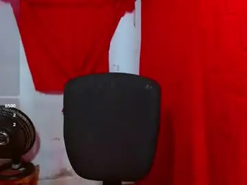 Chaturbate Sex Cam of squirt_dirty_anal