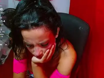 Chaturbate Nude Webcam of squirt_dirty_anal