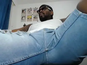 Chaturbate Best Webcam of briansantos69