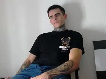 Chaturbate Adult Video Chat of carter_reos