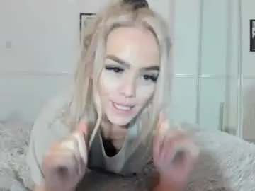 Chaturbate Live Sex Cam of jessiebella0210_