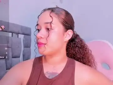 Chaturbate Live Sex Cam of zulyjones