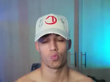 Chaturbate Live Porn of orionblaze69_