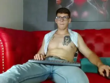 Chaturbate Nude Webcam of stuart_white