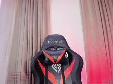 Chaturbate Nude Webcam of aleja_hill