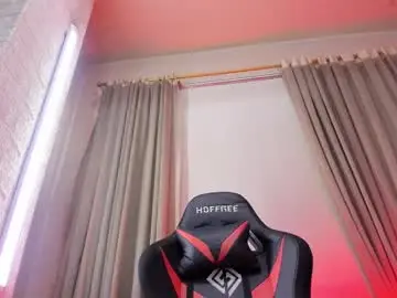 Chaturbate Free Live Porn of aleja_hill