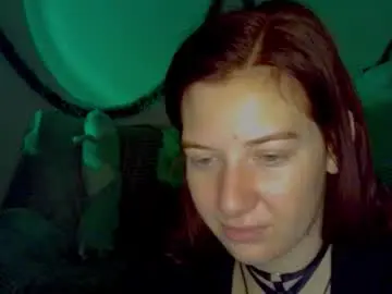 Chaturbate Live Sex Cam of lily_ember