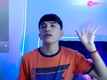 Chaturbate Live Sex Cam of benji_hoter