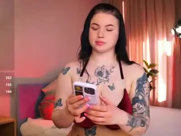 Chaturbate Live Sex Cam of naomi_hotterr