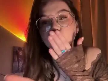 Chaturbate Adult Webcams of shinelopann