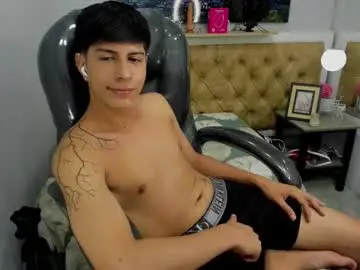 Chaturbate Live Sex of brent18_