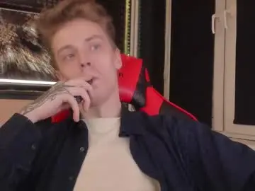 Chaturbate Live Sex Cam of enkeer