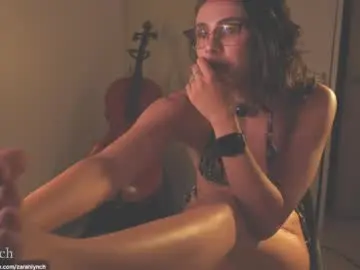 Chaturbate Best live sex cam show of zarahlynch