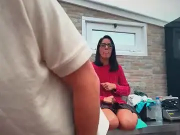 Chaturbate Watch Live Sex Cams of naughtyluxe