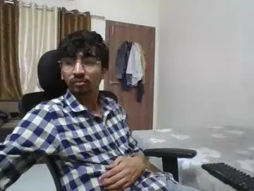 Chaturbate Live Sex Cam of maskboyz2004