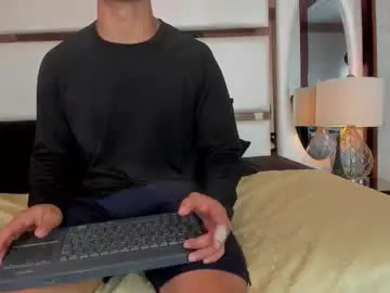 Chaturbate Live Porn of alan_santhos