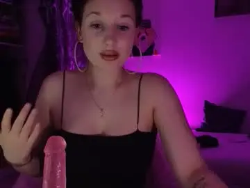 Chaturbate Sex Chat of emiliayung