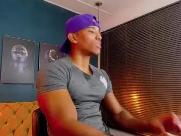 Chaturbate Free Live Porn of puma_fit