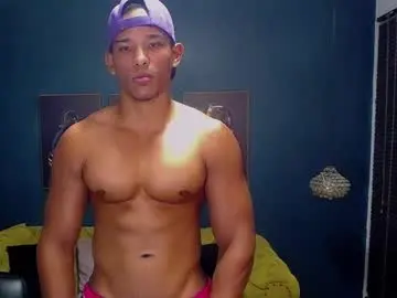 Chaturbate Free Live Porn of puma_fit