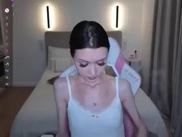 Chaturbate Live Sex Cam of sweetiebones