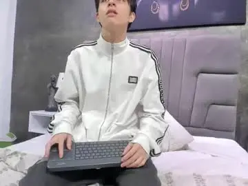 Chaturbate Best live sex cam show of bruce_hans