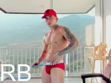 Chaturbate Live Sex Cam of dominiofit