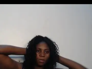 Chaturbate Live Sex Cam of wetmypussy02