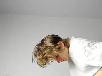 Chaturbate Live Sex of yen2025