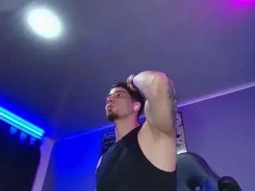 Chaturbate Live Sex Cam of camiloalvarezzz3