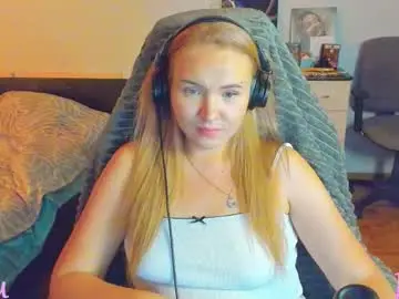 Chaturbate Best live sex cam show of mdaluna